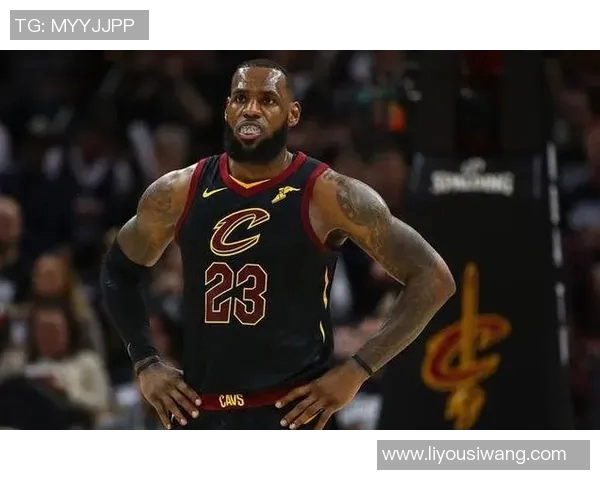 纵观足球历史历届最佳球星盘点与辉煌时刻的全景展现 纵观足球历史历届最佳球星盘点与辉煌时刻的全景展现